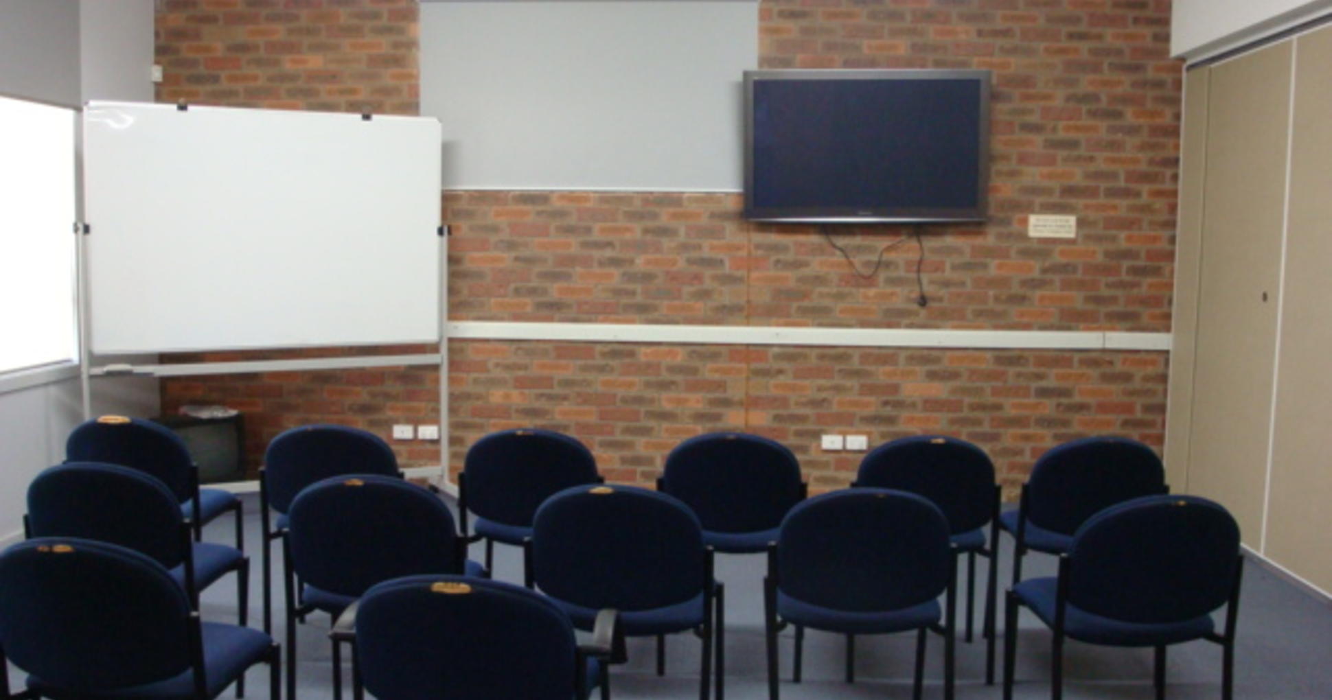 Holbrook Library Complex | Meet in Regional NSW