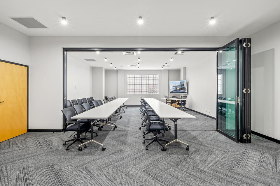 MAITLAND BUSINESS CENTRAL