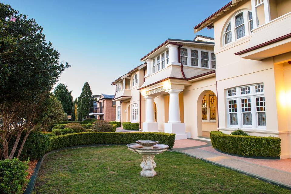 Palais Royale Boutique Hotel