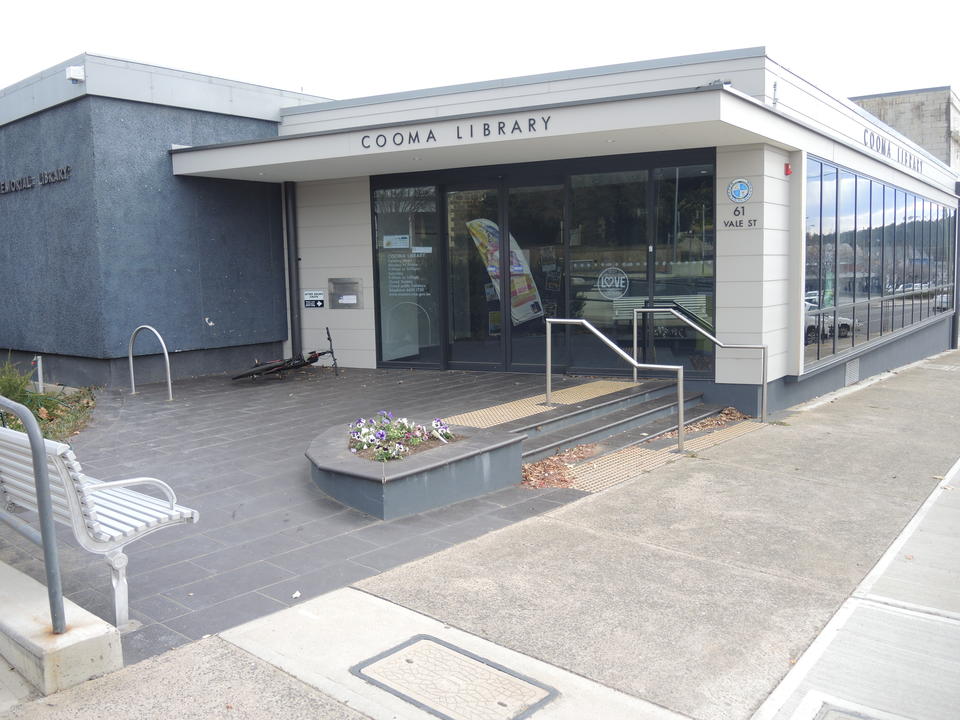 Snowy Monaro Regional Library