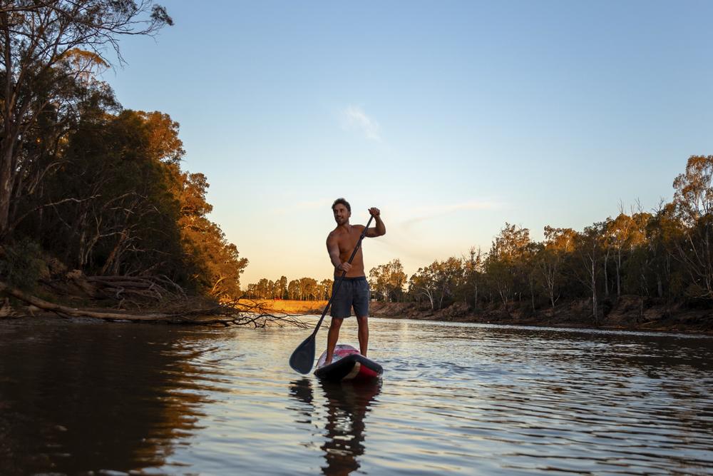 Stand up paddle boarding at Echuca Moama