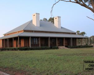 Yarrabandai Creek Homestead hero